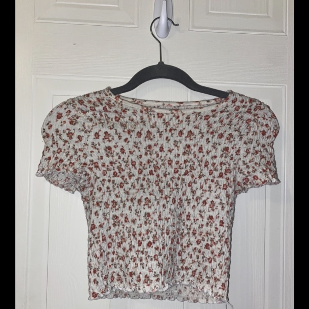 Hollister SZ M Ribbed Crop Tee